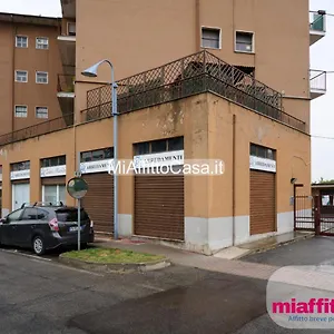 appartamento-le-farfalle-vicino-linate.italymilanhotels.net/