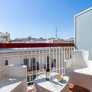 Apartament & Elegant Loft - With Balcony, Bari