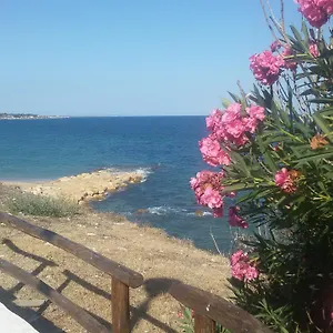 avola-holidays.sicilyhotelsitaly.net/